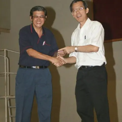 2009-mid-autumn-festival-scholarship-award-1 25