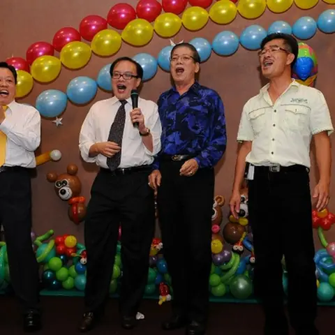 2009-stoba-annual-dinner-1 141